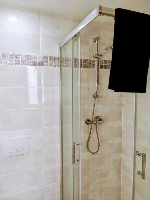 Cœur de ville Appartement meublé Angers Esterno foto